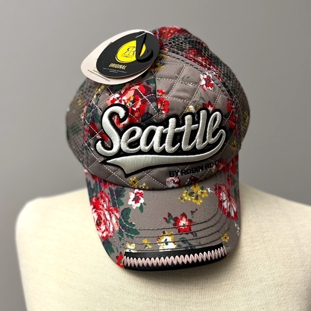 NWT ROBIN RUTH - Seattle  Floral Quilted Embroidered SnapBack Baseball Mesh Hat